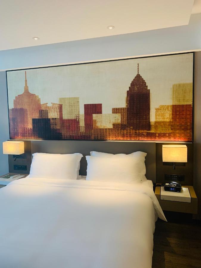 Mercure Shanghai Hongqiao Railway Station Экстерьер фото