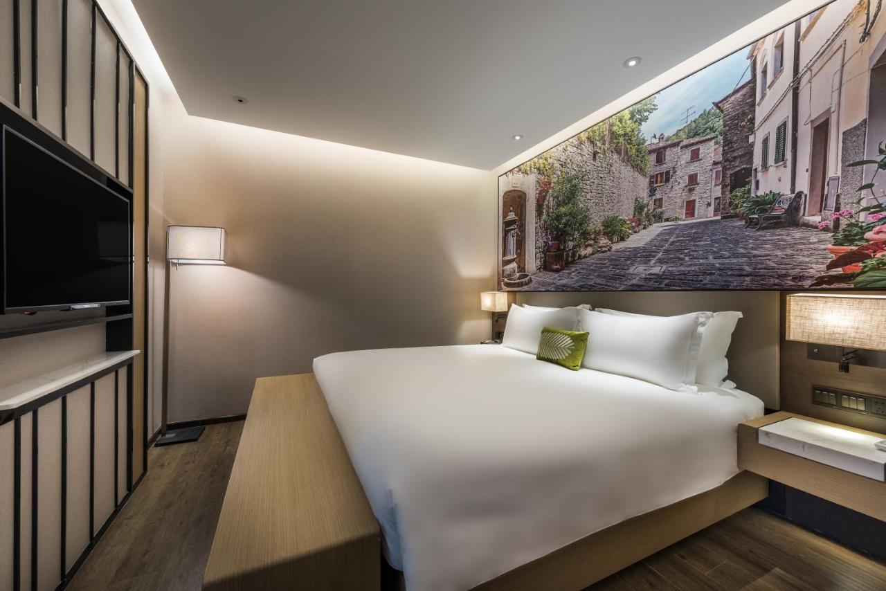 Mercure Shanghai Hongqiao Railway Station Экстерьер фото