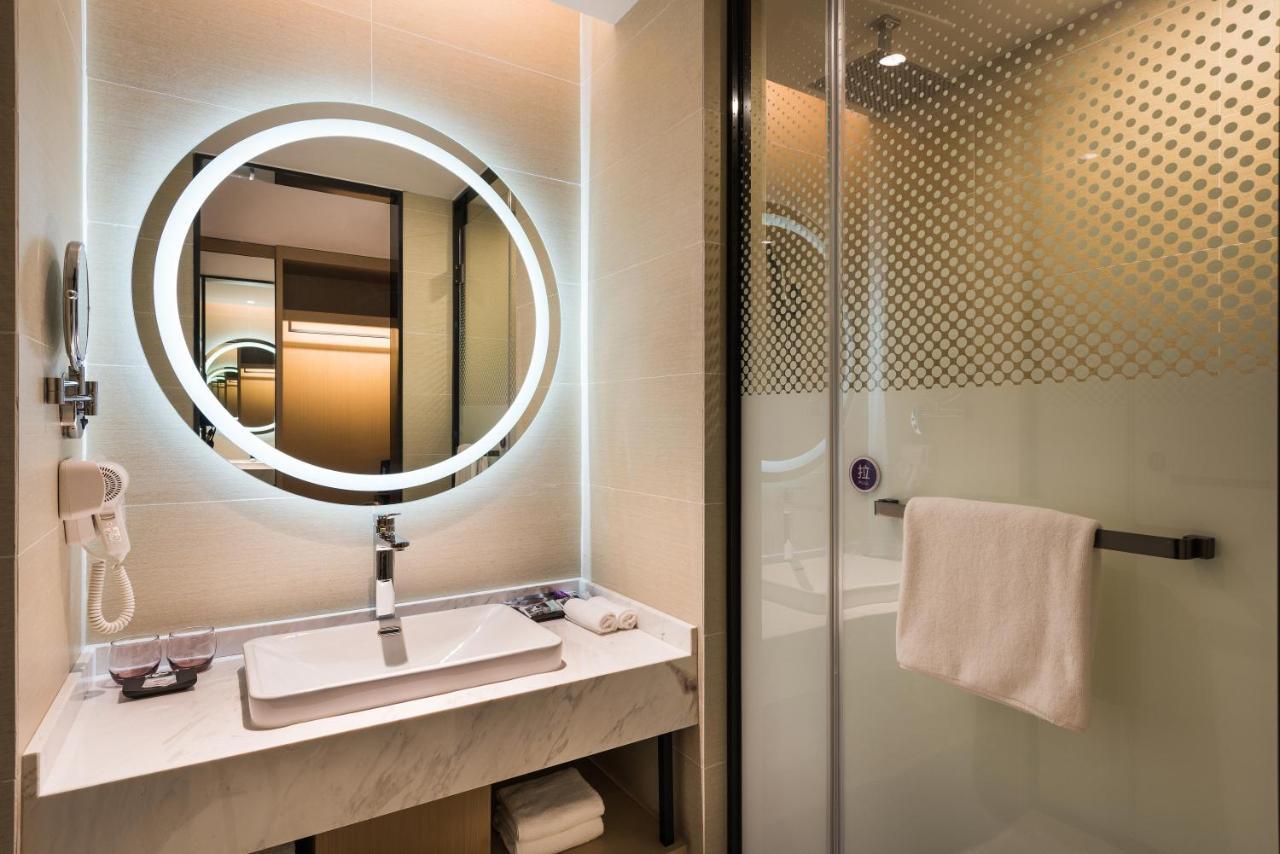 Mercure Shanghai Hongqiao Railway Station Экстерьер фото